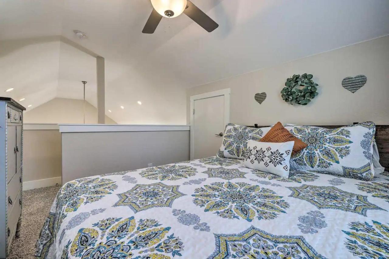 Convenient Cute Cottage Hot Tub Fire Pit Sleeps 6 Canyon Lake Esterno foto